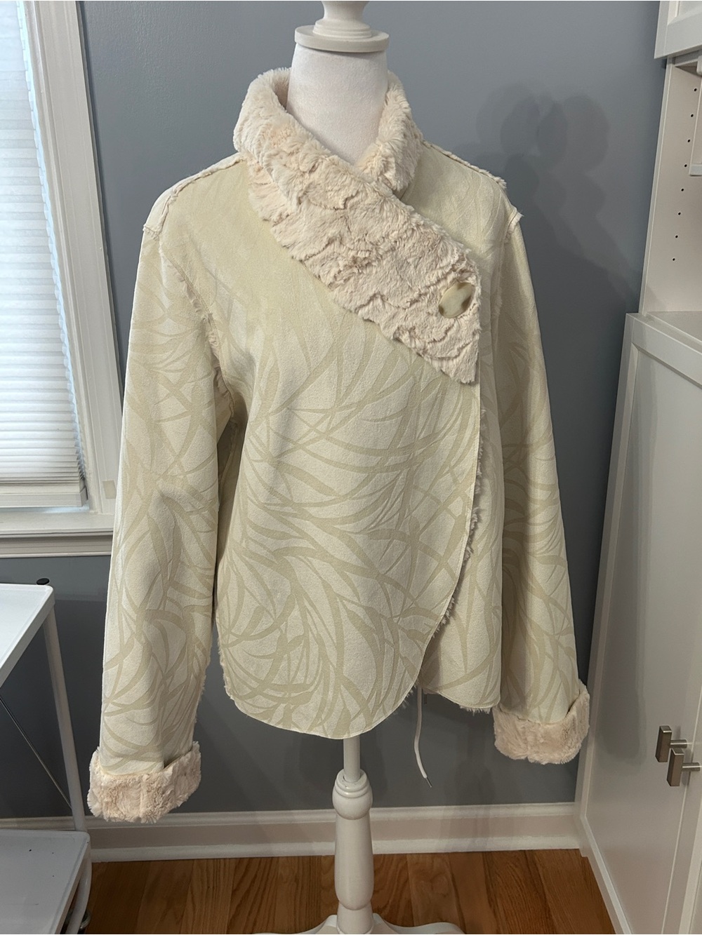 Robert Kitchen Canada Cream Faux Suede Fur Trim Coat Jacket Women's Large